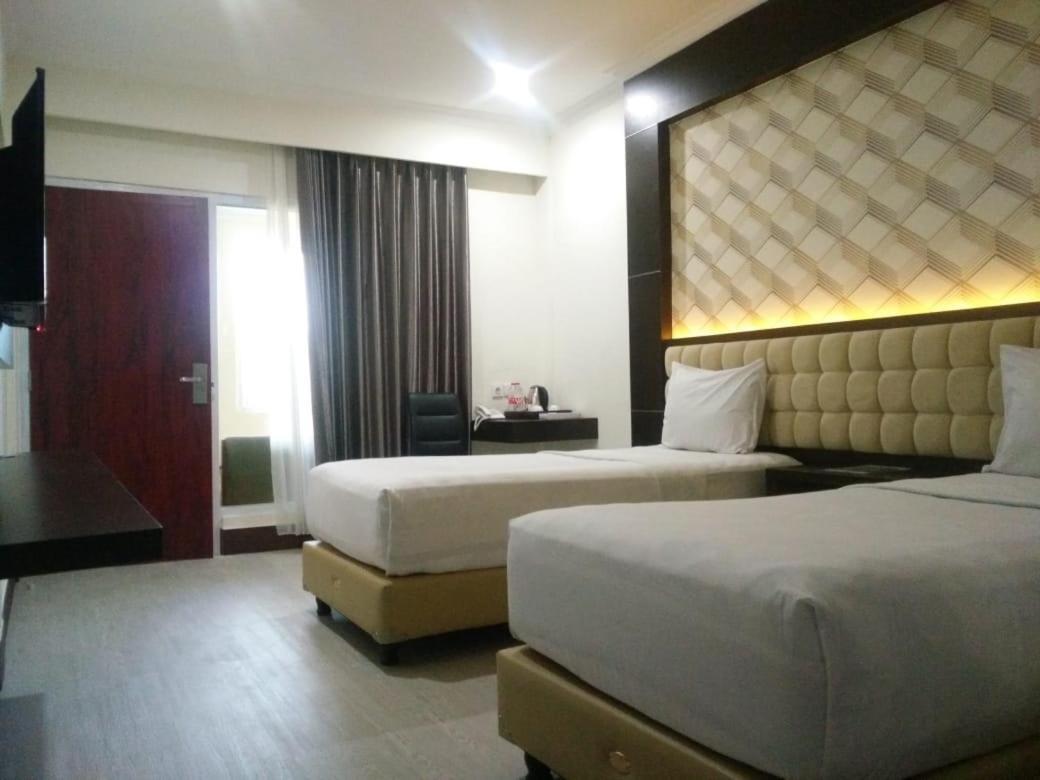 Sindoro Hotel Cilacap By Conary Dış mekan fotoğraf