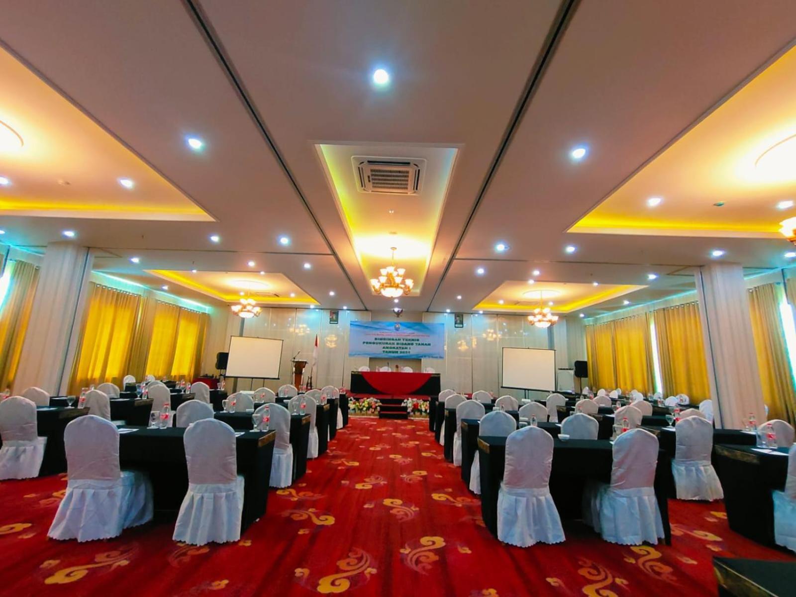 Sindoro Hotel Cilacap By Conary Dış mekan fotoğraf